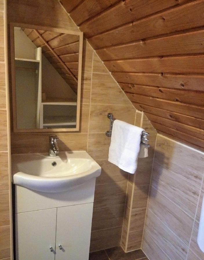 Erzsebet Vendeghaz Es Apartman Хайдусобосло Экстерьер фото