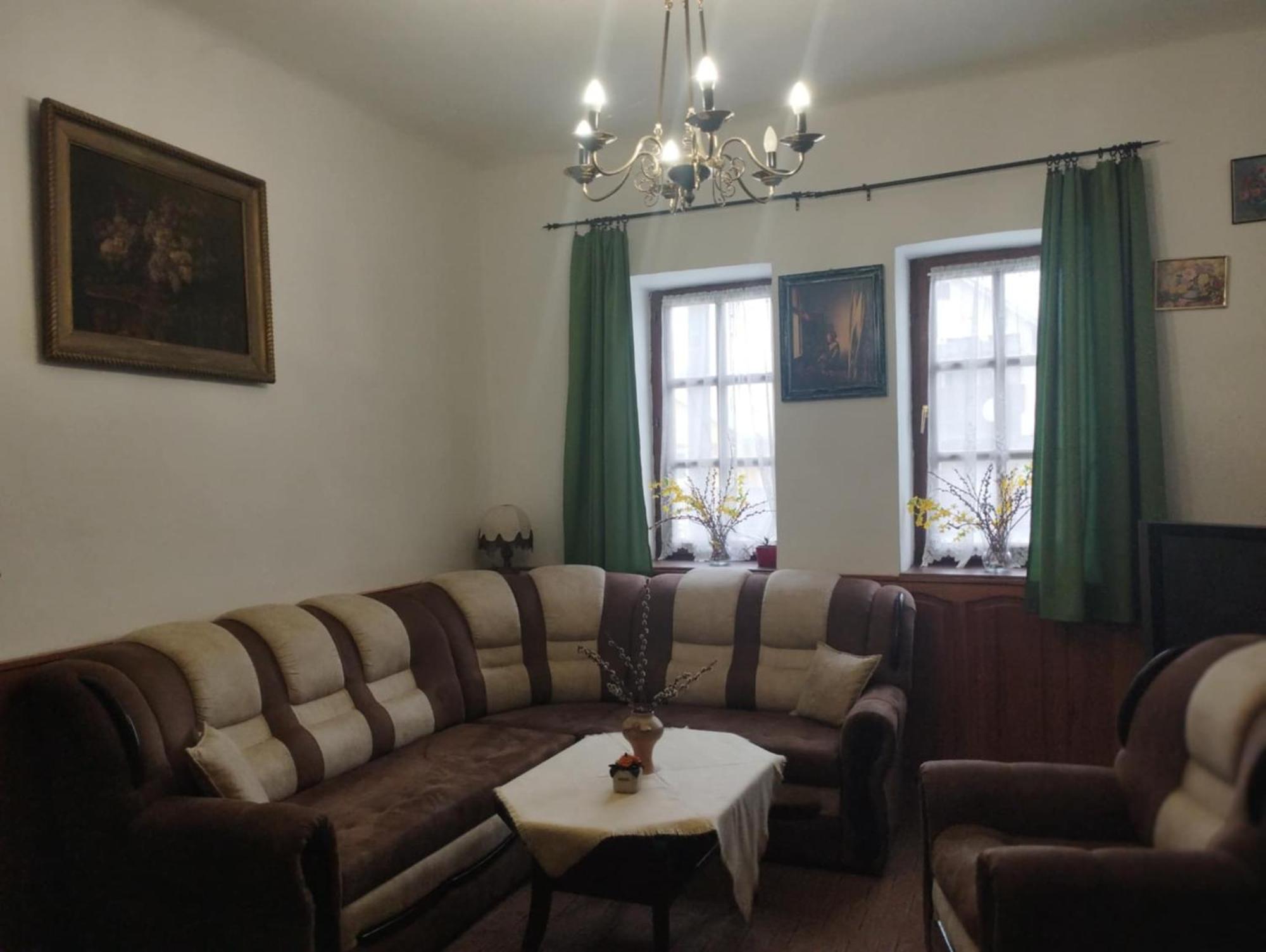 Erzsebet Vendeghaz Es Apartman Хайдусобосло Экстерьер фото