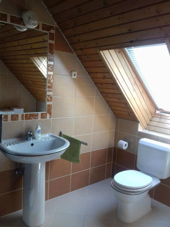 Erzsebet Vendeghaz Es Apartman Хайдусобосло Экстерьер фото
